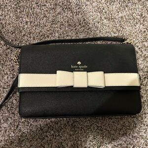 Kate Spade Black and Cream Bow Crossbody Bag